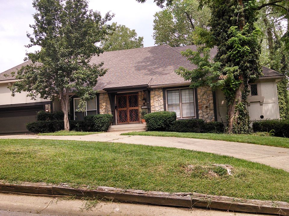 1st image of 7031 Lakeshore Dr