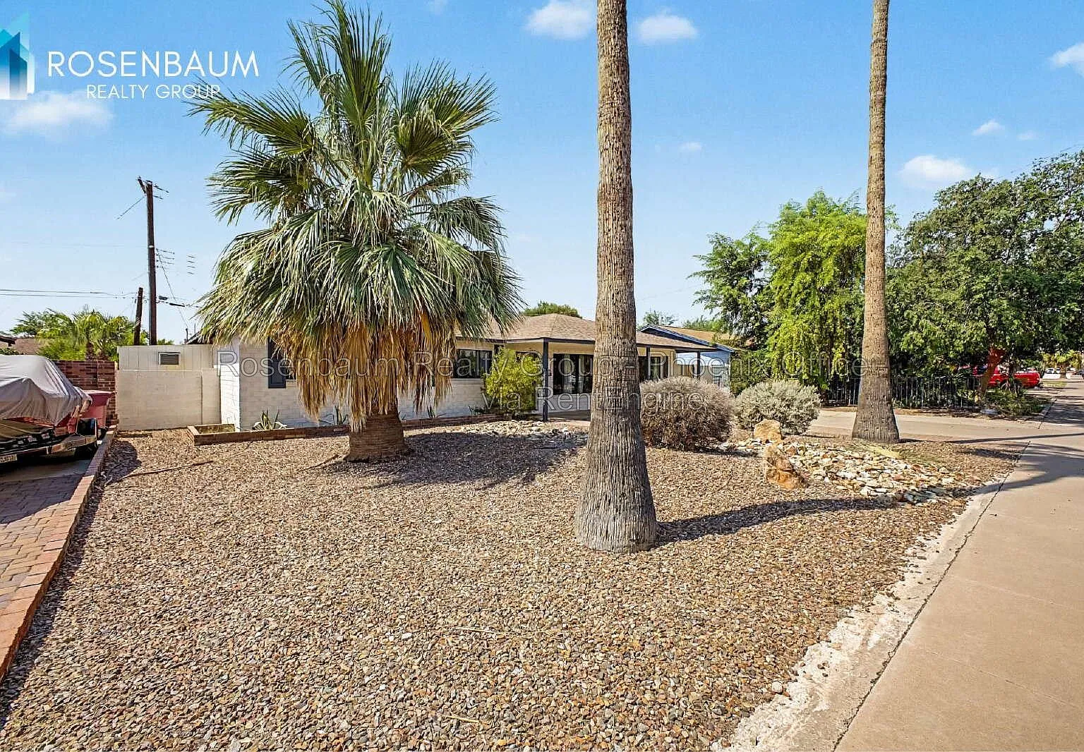 5 bed, 2.0 bath, 1860 sqft, $2,895 — Photo 4