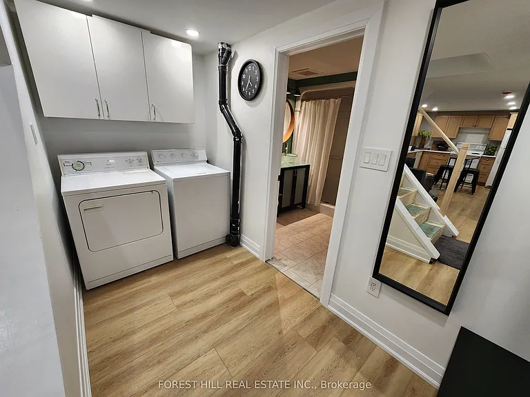 118 Charlotte St — Photo 12