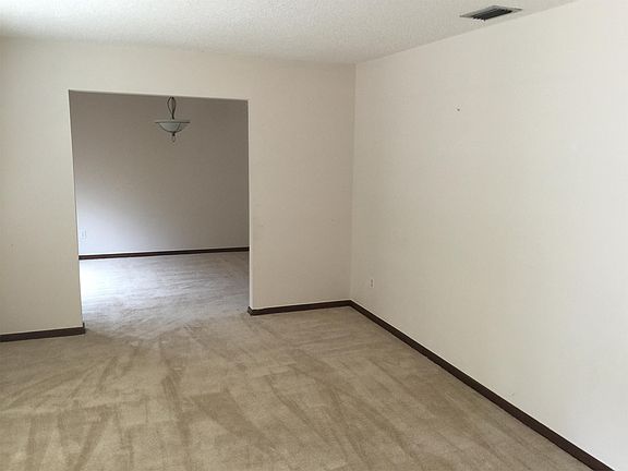 5th image of 1567 Chelsea Pl