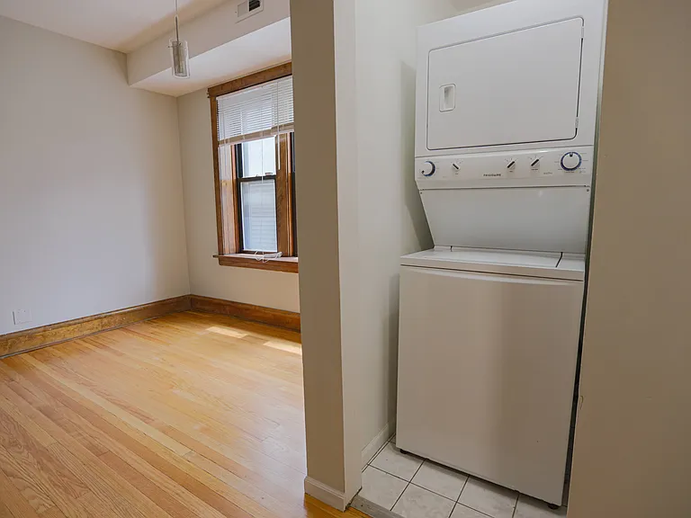 3540 N. Janssen Ave. — Photo 15