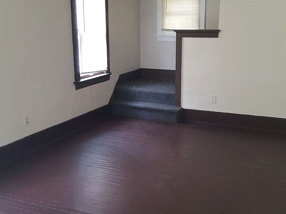 2nd image of 744 Morgan Ave