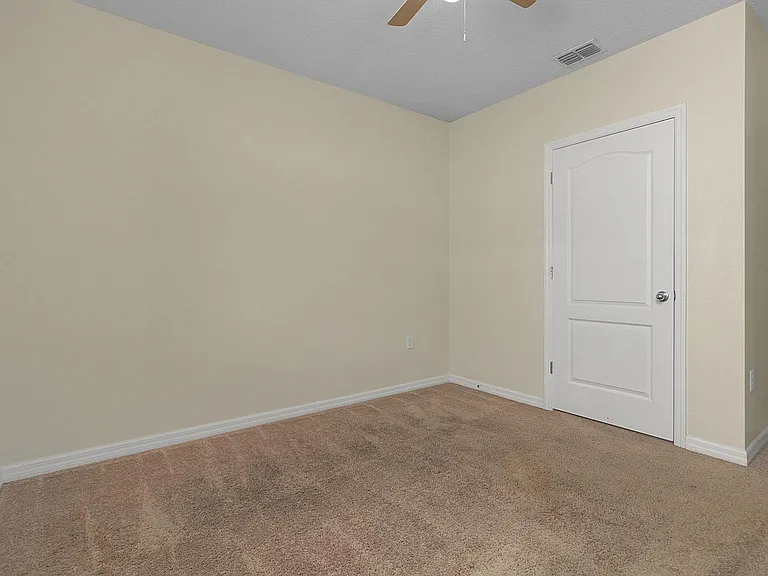 154 Lazy Willow Dr — Photo 5