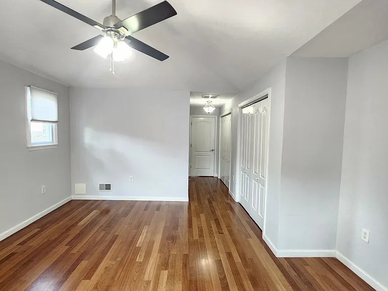 430 Aurora Ave #430 — Photo 16