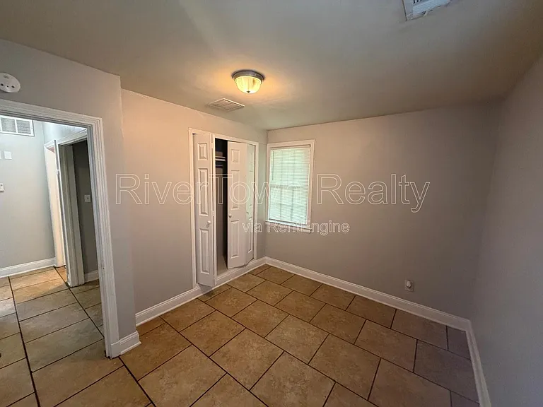 3633 N Lloyd Cir — Photo 7