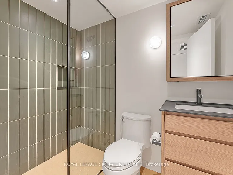 1254 Davenport Rd #1 — Photo 18