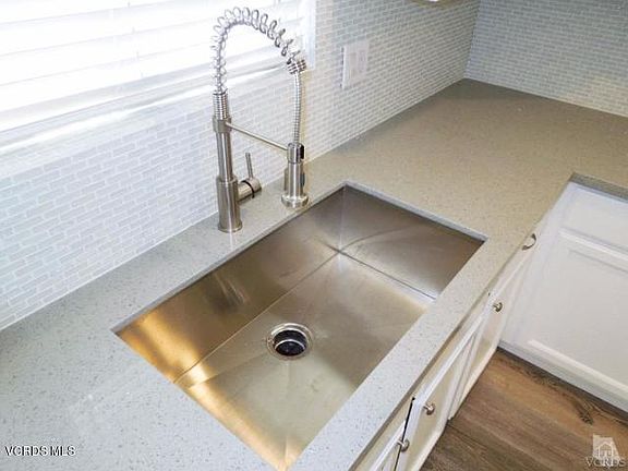 4th image of 2042 Calle La Sombra Unit 1