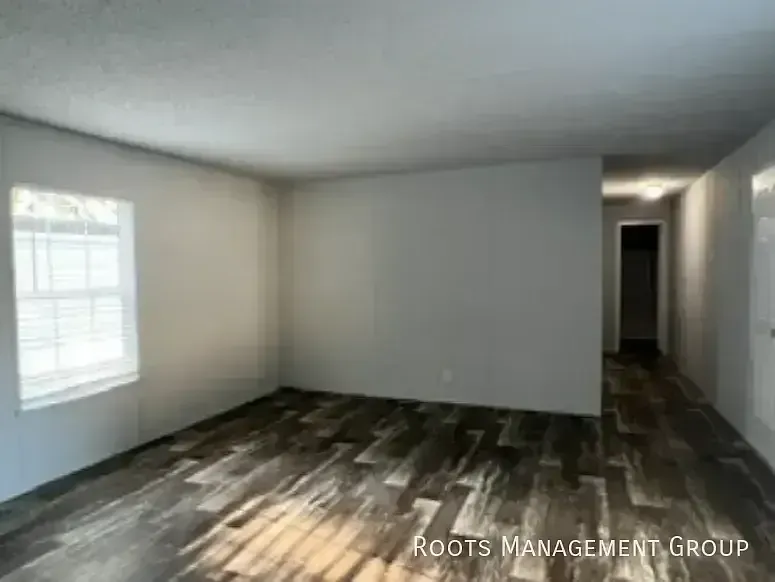 3 Bed 2 Bath Home Available for Lease at Riverside Crossing - Apply Now! — Photo 4