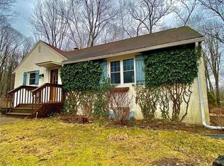 295 Mulberry Rd, Mansfield, CT 06250