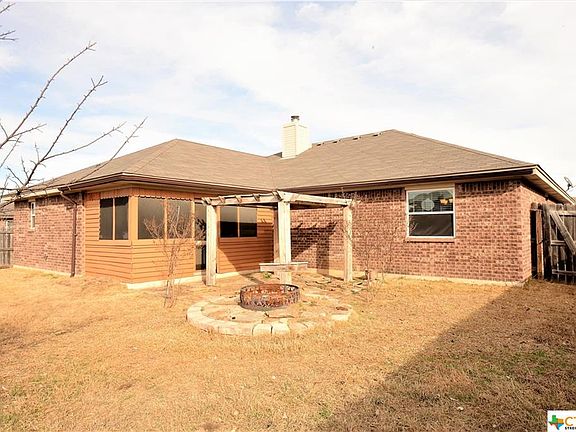 4th image of 3709 Clementine Dr