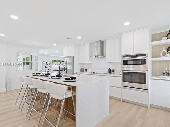 4th image of 1780 SW 12th Street