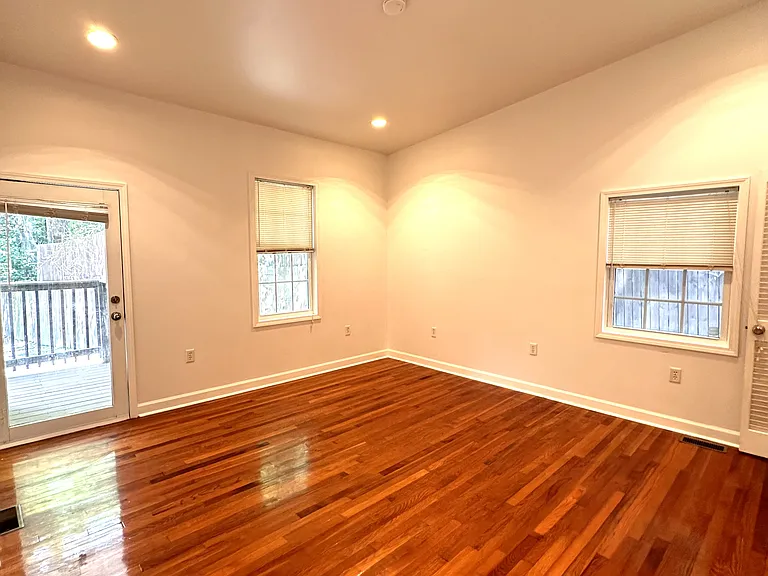 1212 Kendrick Rd NE — Photo 18