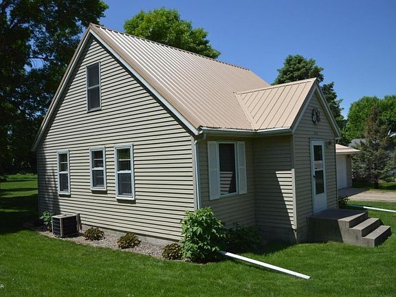 3rd image of 2205 Gorton Ave NW