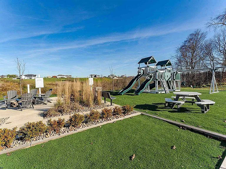 212 Red Oak Ln #212 — Photo 42