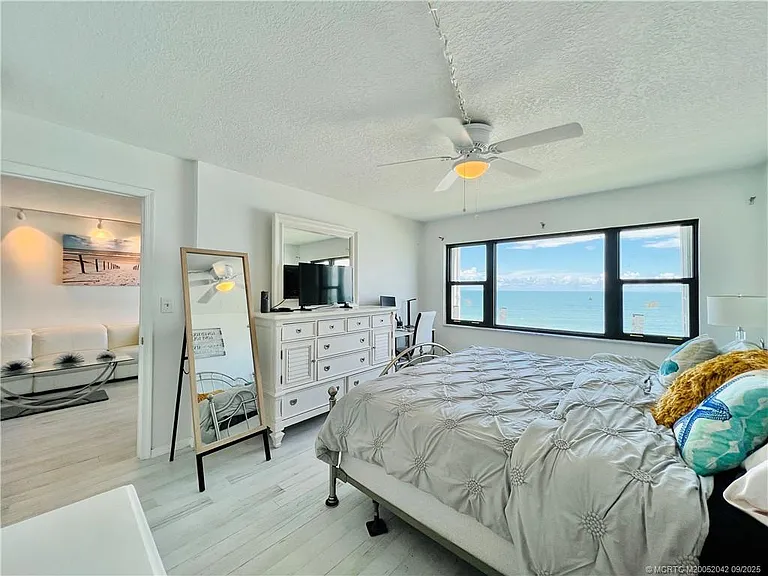 9400 S Ocean Dr #707 — Photo 25