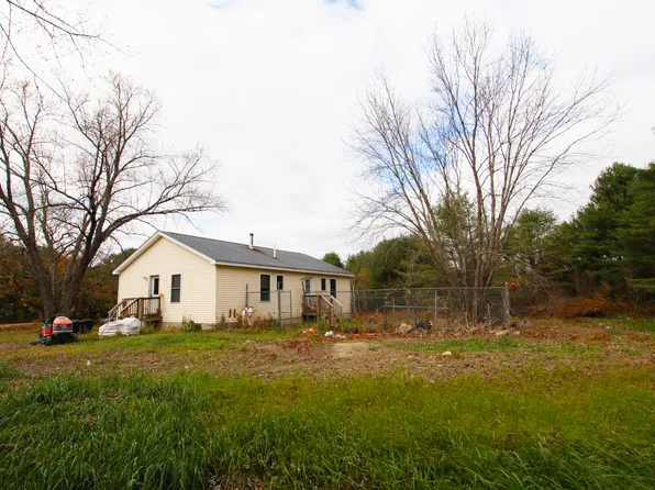 559 Main Road S, Hampden, ME 04444