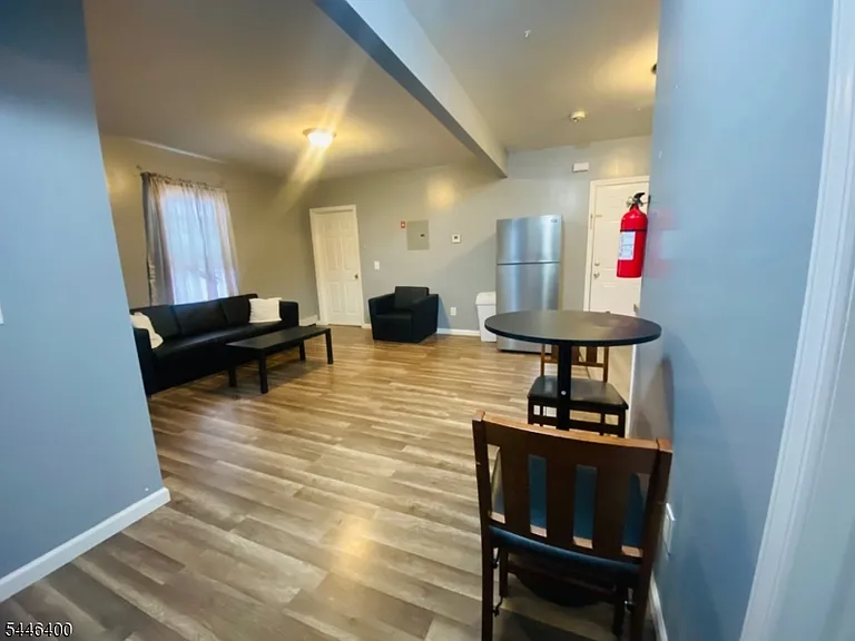 329 Myrtle Ave — Photo 11
