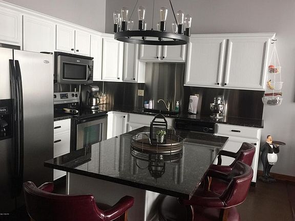 2nd image of 940 Monroe Ave NW APT 125