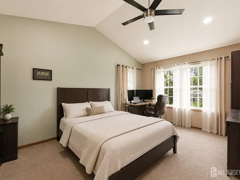 101 Wellington Park Dr — Photo 21