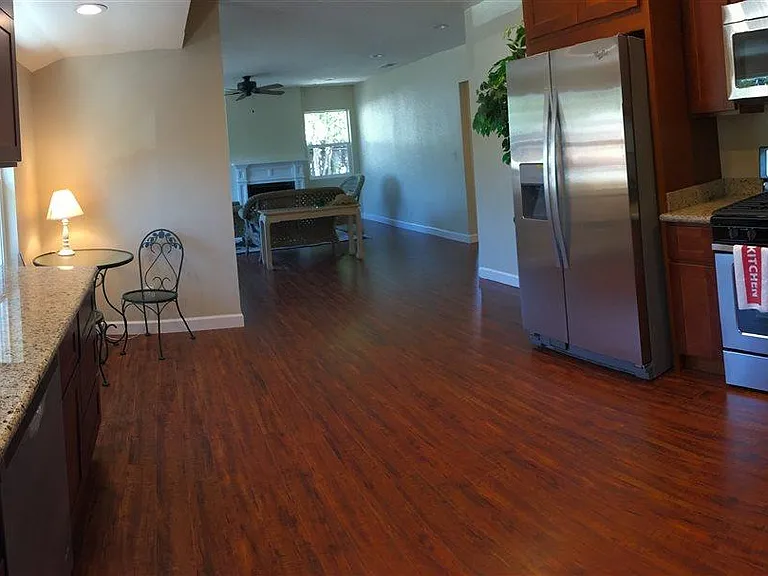 1448 Rosal Ln — Photo 4