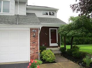 36 Westwood Rd, Lancaster, NY 14086