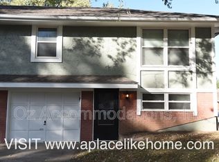 1214 SE 3rd Ter #B, Lees Summit, MO 64063