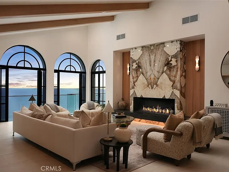 32101 Coast Hwy — Photo 2