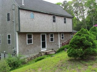 5 Gull Ln, Bourne, MA 02360
