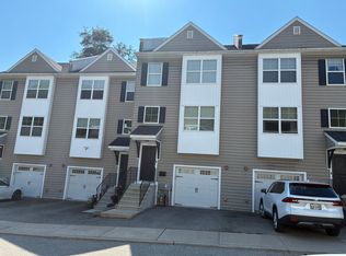 605 Apple St, West Conshohocken, PA 19428