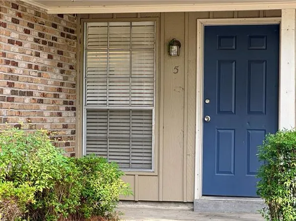 700 Heavens Dr #5, Mandeville, LA 70471