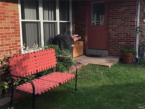 4th image of 8871 Fox Park Dr