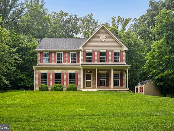 3rd image of 3010 Kaetzel Rd