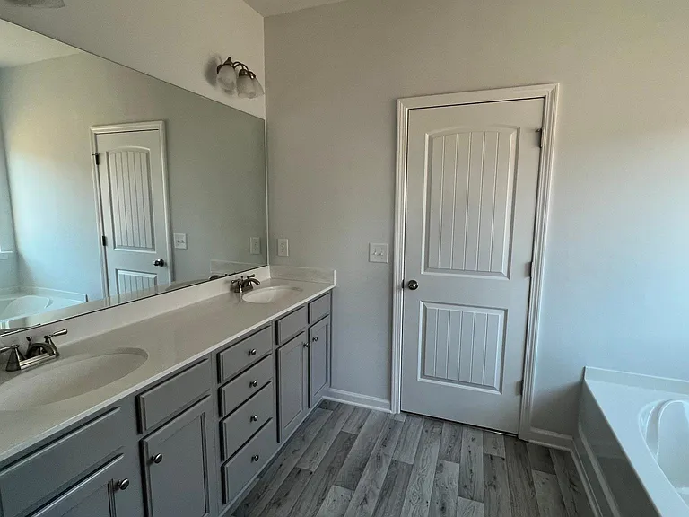 5170 Woodline View Cir — Photo 19