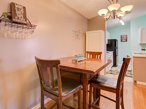 4th image of 5981-10 Meadowcreek Dr
