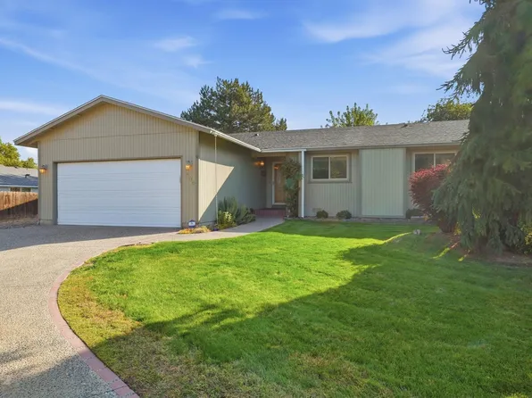 306 N Montana Ct, Kennewick, WA 99336
