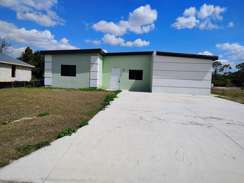 1st image of 423 Canyon Dr S #A