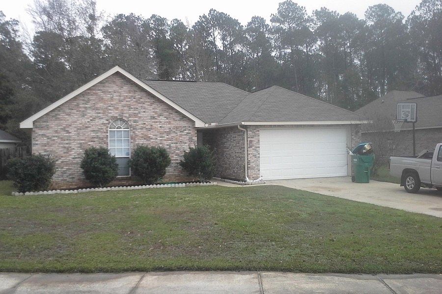 1st image of 308 Woodcrest Dr