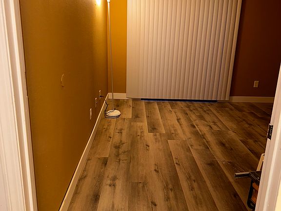 5th image of 3597 Arville St Unit 202C
