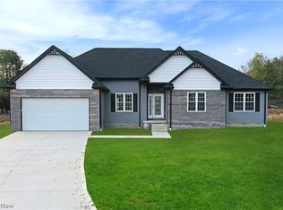 150 Cedars Pl, Poland, OH 44514