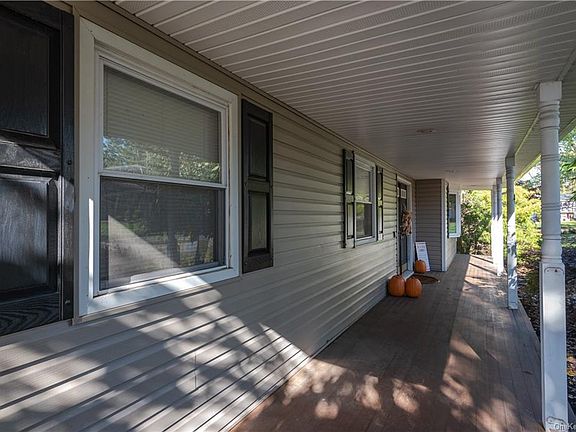 4th image of 4 Preakness Ln