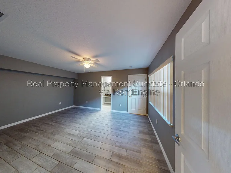 2224 Fan Palm Dr — Photo 6