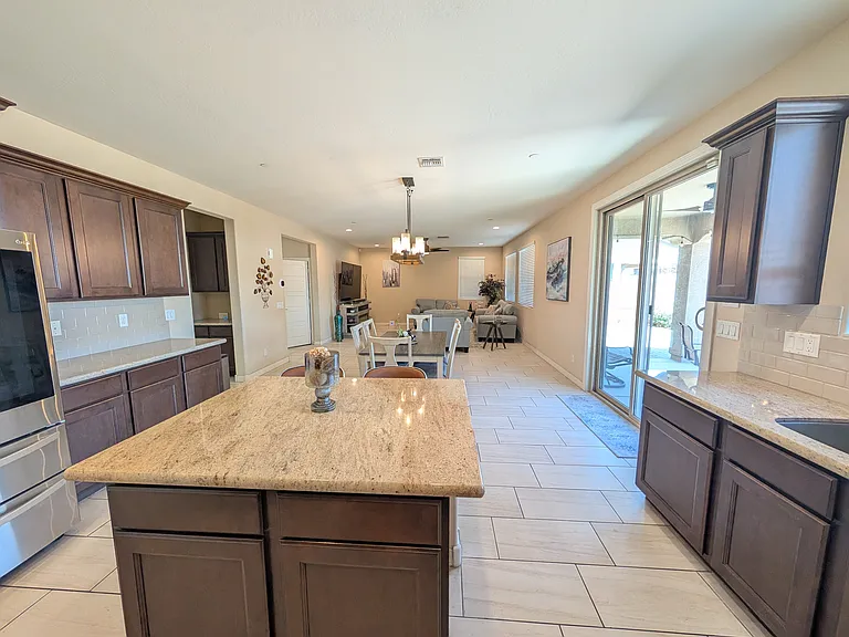 2301 S Banning St — Photo 11