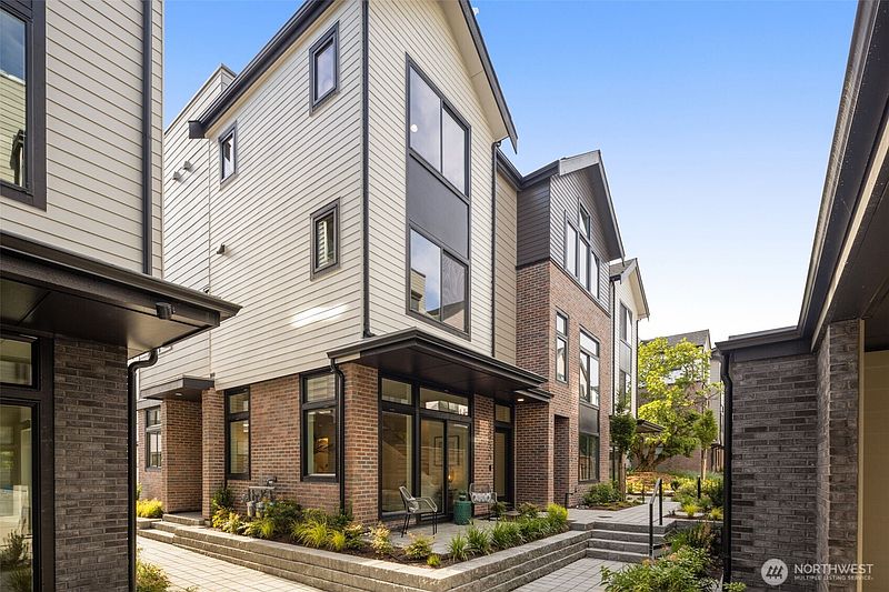 2nd image of 8323 A 12th Avenue NW
