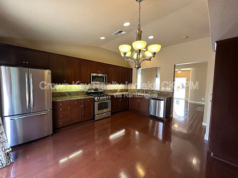 2741 Nostalgia St — Photo 6