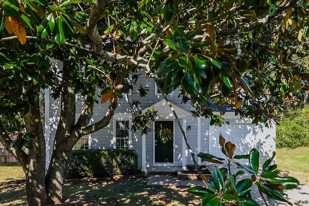 3 bed, 2.5 bath, 1248 sqft, $1,860 — Photo 1
