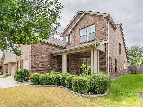 3rd image of 9713 Tipperary Dr