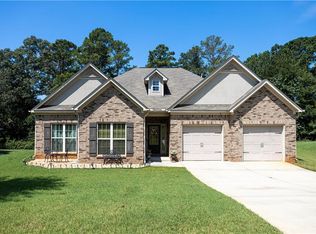 1128 Carillon Dr SE, Conyers, GA 30013