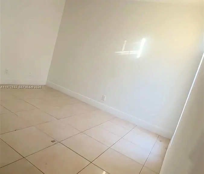4435 Treehouse Ln #27H — Photo 8