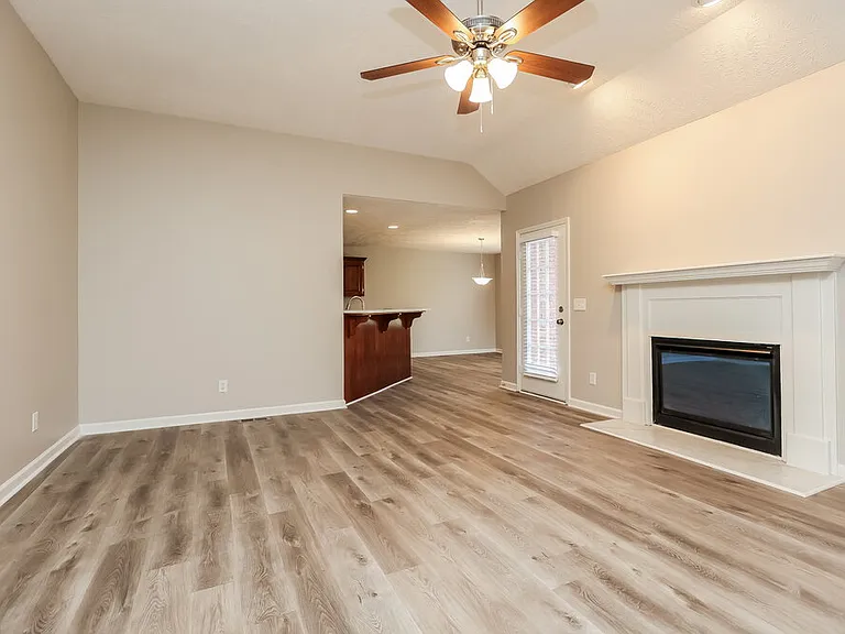 4116 Highlander Ct — Photo 5