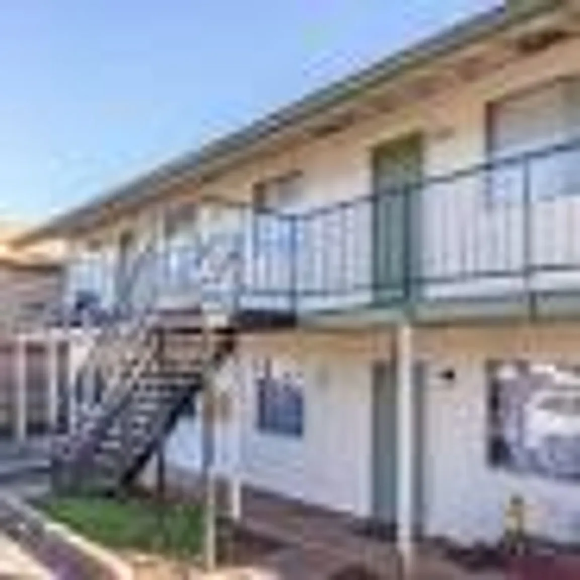 1075 Le Brun Ln APT 3 photo 1